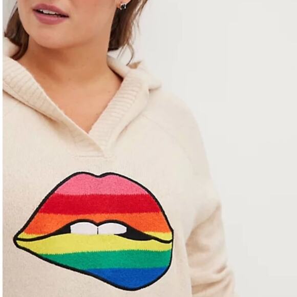 Torrid Women's Beige Raglan Pullover Hoodie Rainbow Lips Sweater Plus Size 3XL - Picture 8 of 9